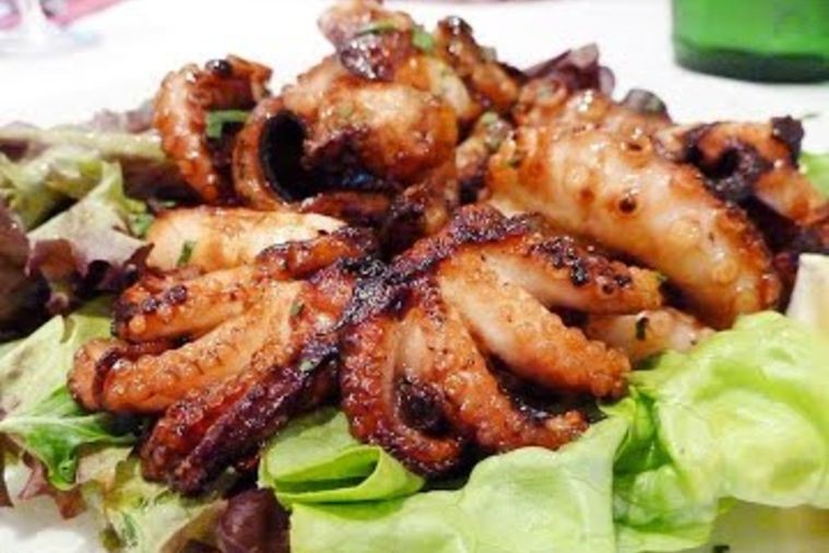 Đặc Sản Gà Nướng Năm An - Phú Yên